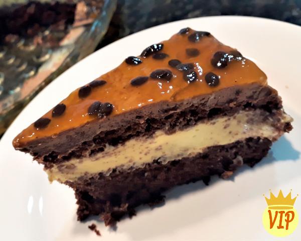  Receta para pastel de chocolate con relleno de mousse de maracuyá - Paso 7 